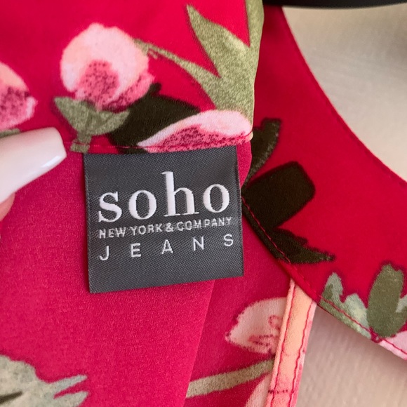 Cute flower button up blouse - Picture 4 of 4